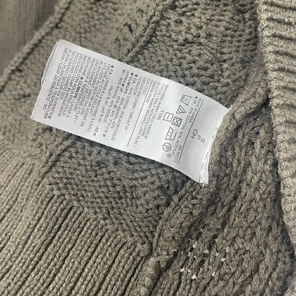 Old Navy - Picture 3 of 5